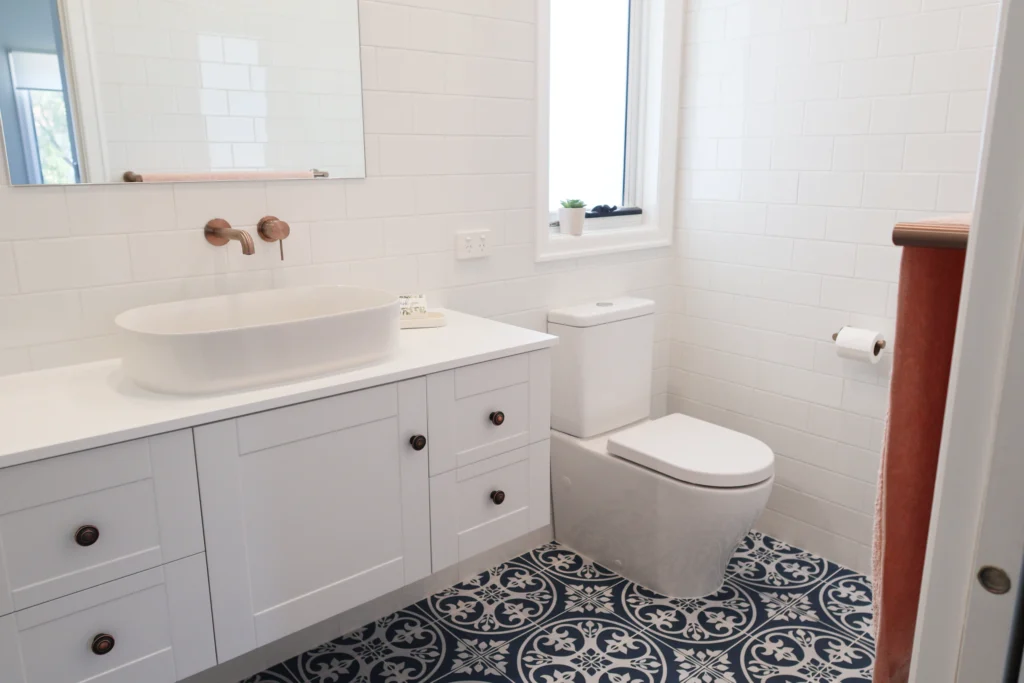 Bathroom Remodel With Recycled Materials: Eco-Friendly Choices Bathroom Remodel With Recycled Materials: Eco-Friendly Choices