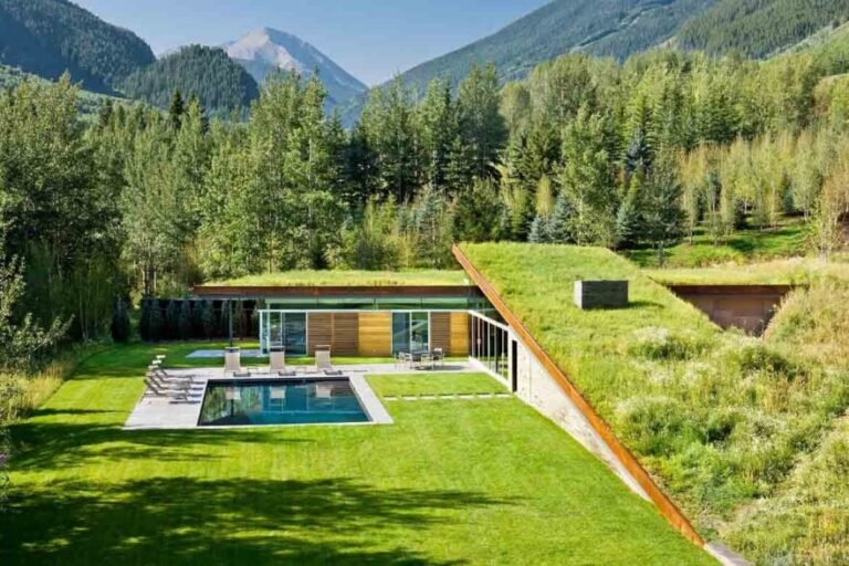 Off-Grid Apartments With Thermal Mass photo