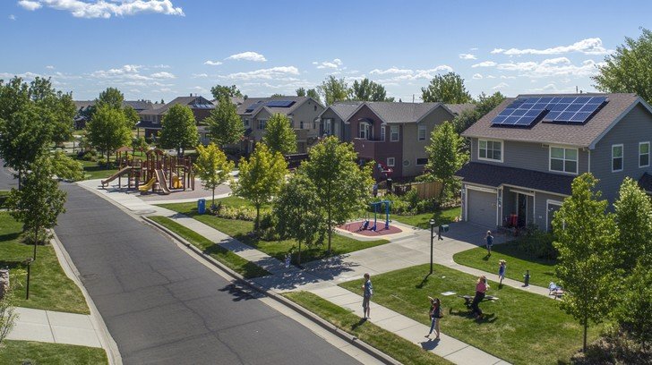 co living vs traditional renting