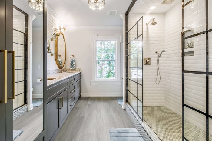 Glossy Tile Cleaning Challenges in Bathrooms