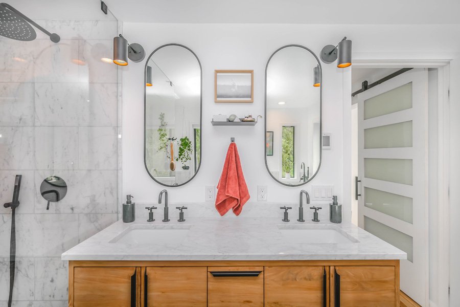 how to renovate an old bathroom How to Renovate an Old Bathroom Without Starting From Scratch