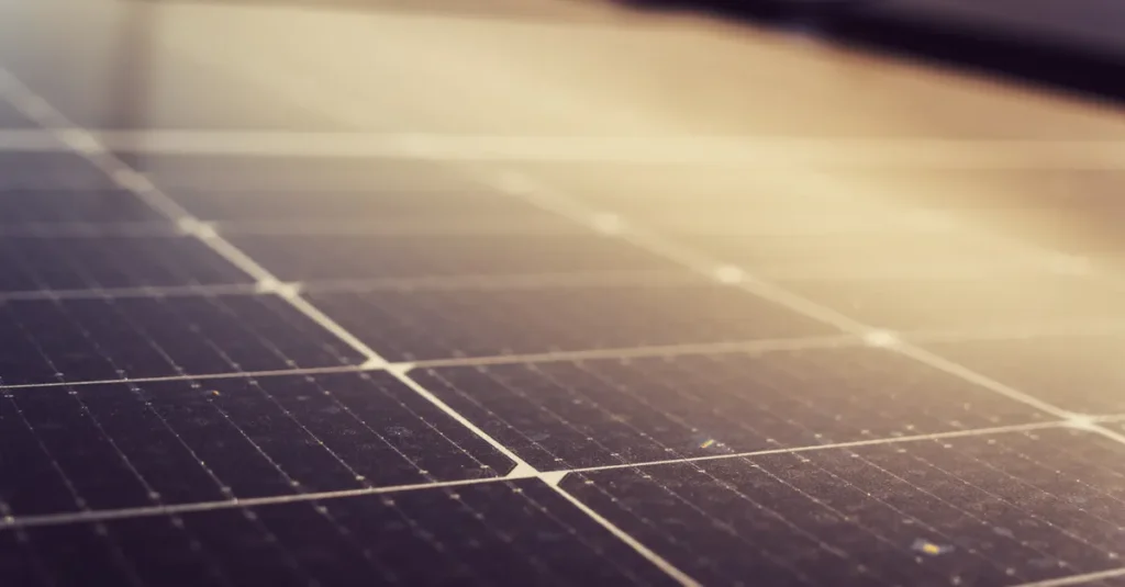 Solar Panels vs Traditional Energy Sources: Which is Better? Solar Panels vs Traditional Energy Sources: Which is Better?